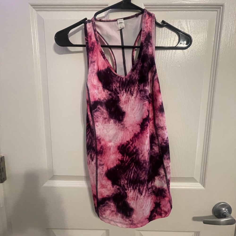 FILA tank top
Size: XS